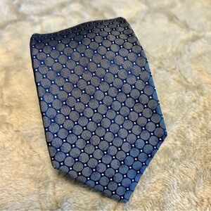 Blue Geometric Patterned Silk Tie Jos A Bank Heritage Collection 3” W 59” L